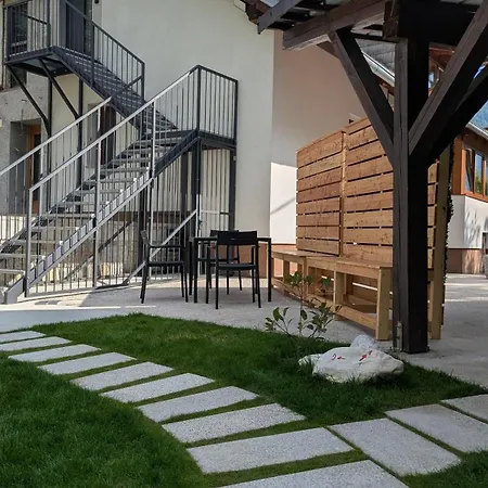Apartmaji Pippi Bovec